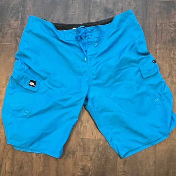 Quicksilver men’s board shorts - Picture 1 of 1